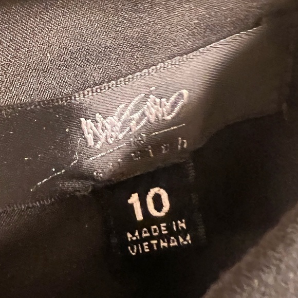 Mossimo Adorable Black Dress Sz 10 - Picture 6 of 9